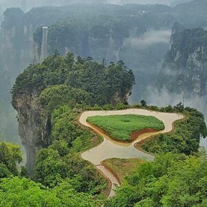 10-Day Beijing-Xi’an-Zhangjiajie-Shanghai Family Tour