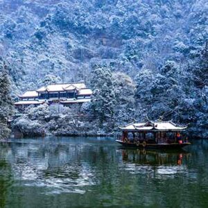 4-Day Heart of Chengdu + Mount Qingcheng Tour
