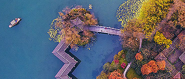 A Guide to Getting Around in Hangzhou Like a Local