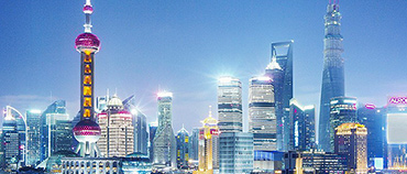 Shanghai’s Oriental Pearl Tower: Why the Revolving Restaurant Is Worth a Visit