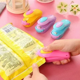 Plastic New Mini Sealing Machine Bag Sealer Machine Sealer for Plastic Bags Hand Sealer Machine Mini Food Sealer Mini Sealing Machine